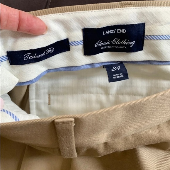 Lands’ End Tailored Fit Pleated Dress Pants - Picture 4 of 4